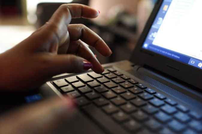 KFC, Pizza Hut, Хаан Банк-ны нэрийг барьж, иргэдийг залилж байна